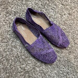 TOMS Purple Eyelet Style Slip-On Shoes Size 5.5